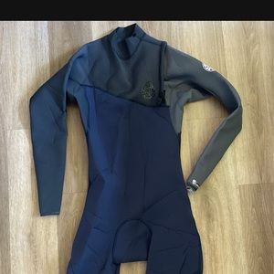 Ripcurl wetsuit